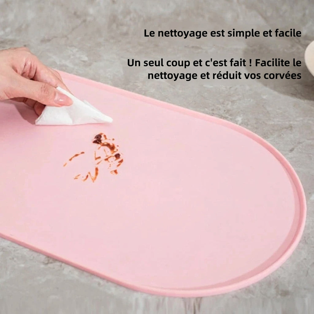 Set de repas rose essuyé d'un seul geste, nettoyage facile