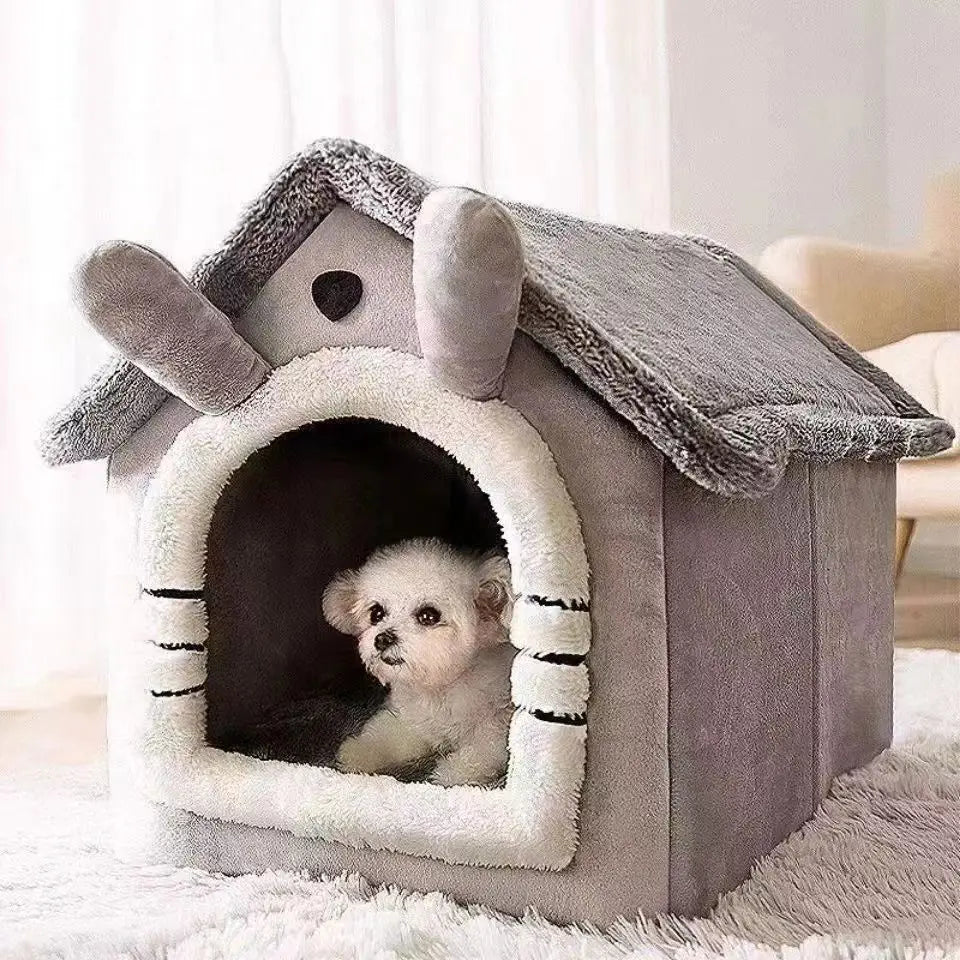 Maisonnette Ourson grise à oreilles avec un petit chien blanc